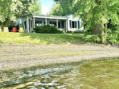 1032 Blockhouse Point Road