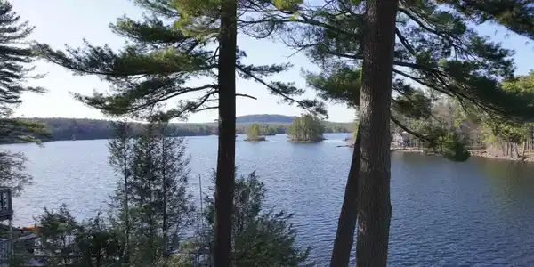 30 Tuckaway Shores