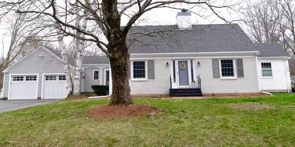 26 Brentwood