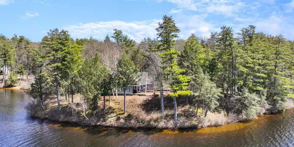 56-58 Twin Coves Drive