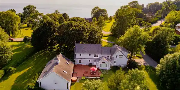 608 Hills Point