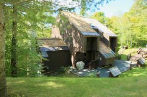 1174 East Ash