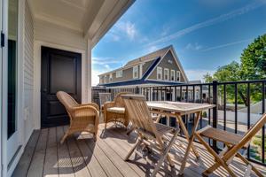 275 Islington