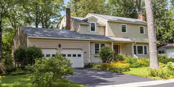 92 Oakcrest