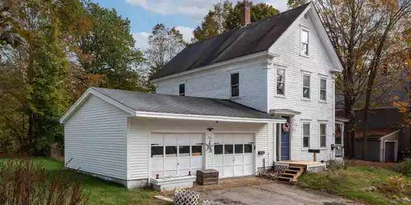 84 School Street