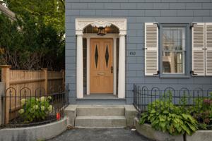 410 Islington