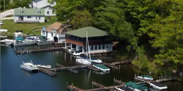 36 Georges Mills Boat Club