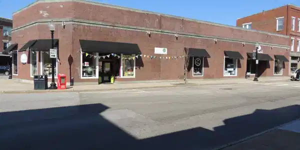 598 Main Street