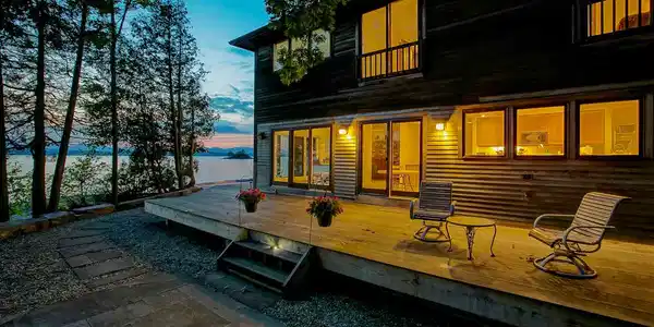 324 Wings Point