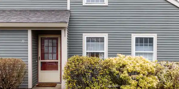 71 Pine Ledge