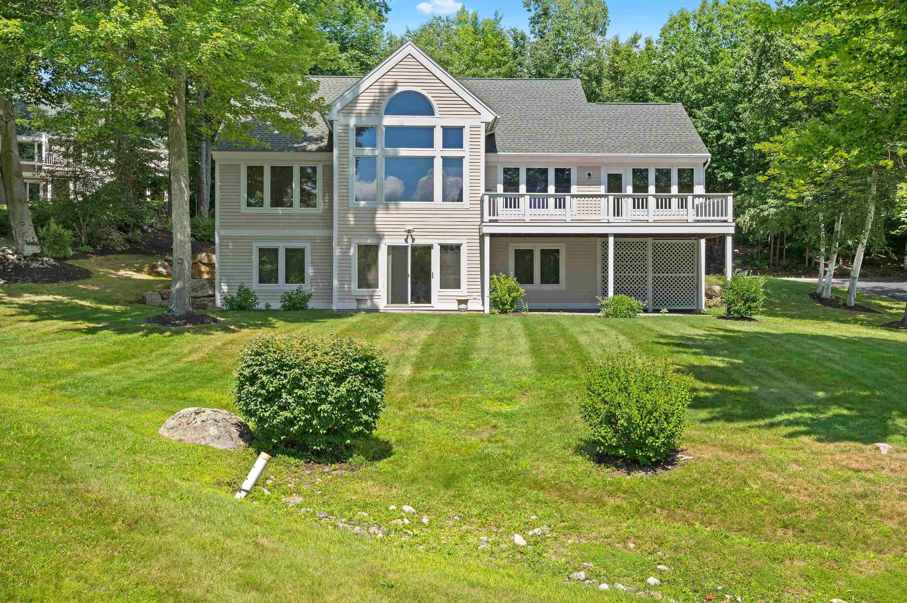 Craigslist Extravaganza Explore An Abundance Of Dreamy Rental Homes In New Hampshire - r2187w3