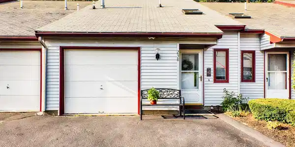 238 Stonebridge