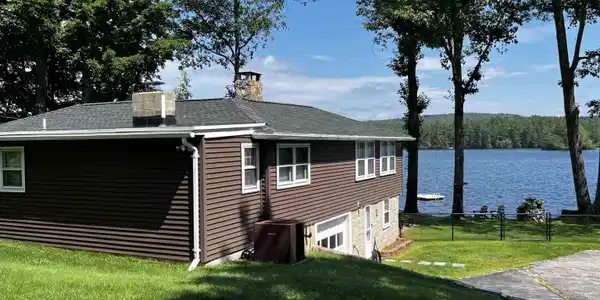 289 Lovell Lake