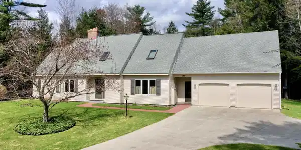 185 Brookside