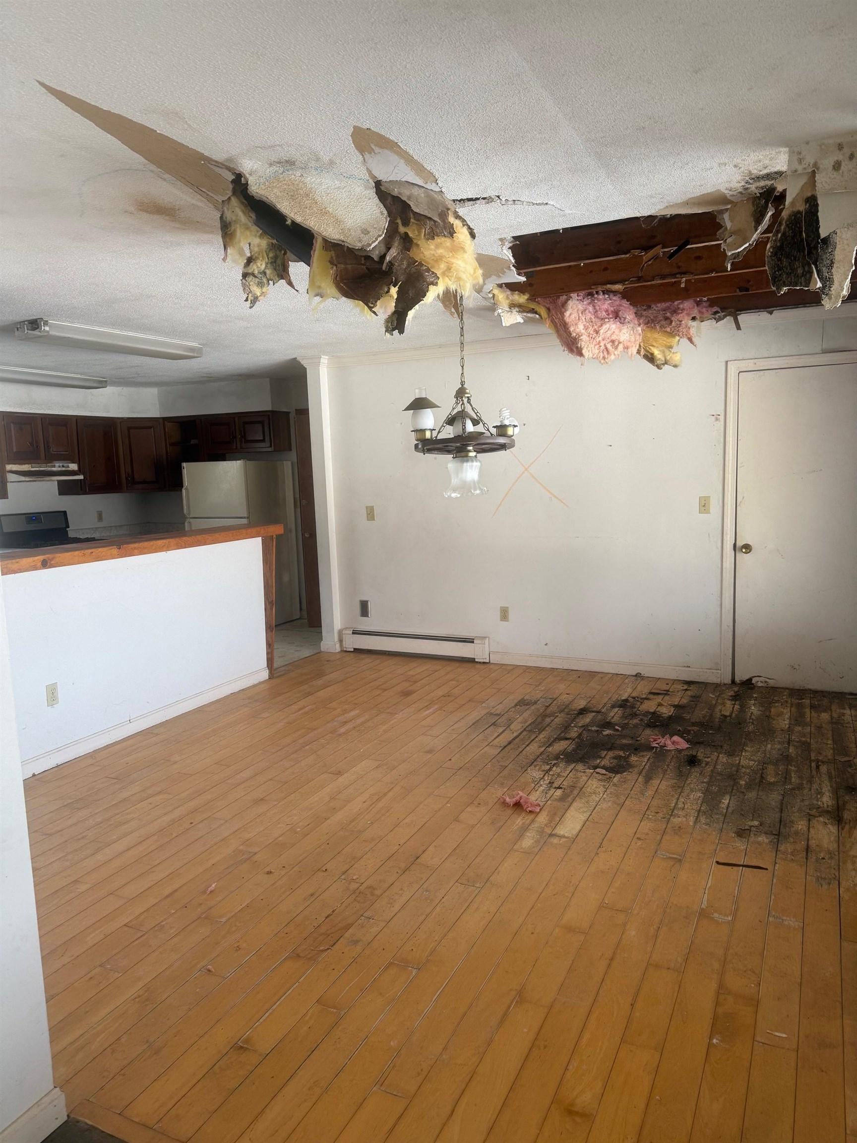 Image 3: dining room Image 3: dining room