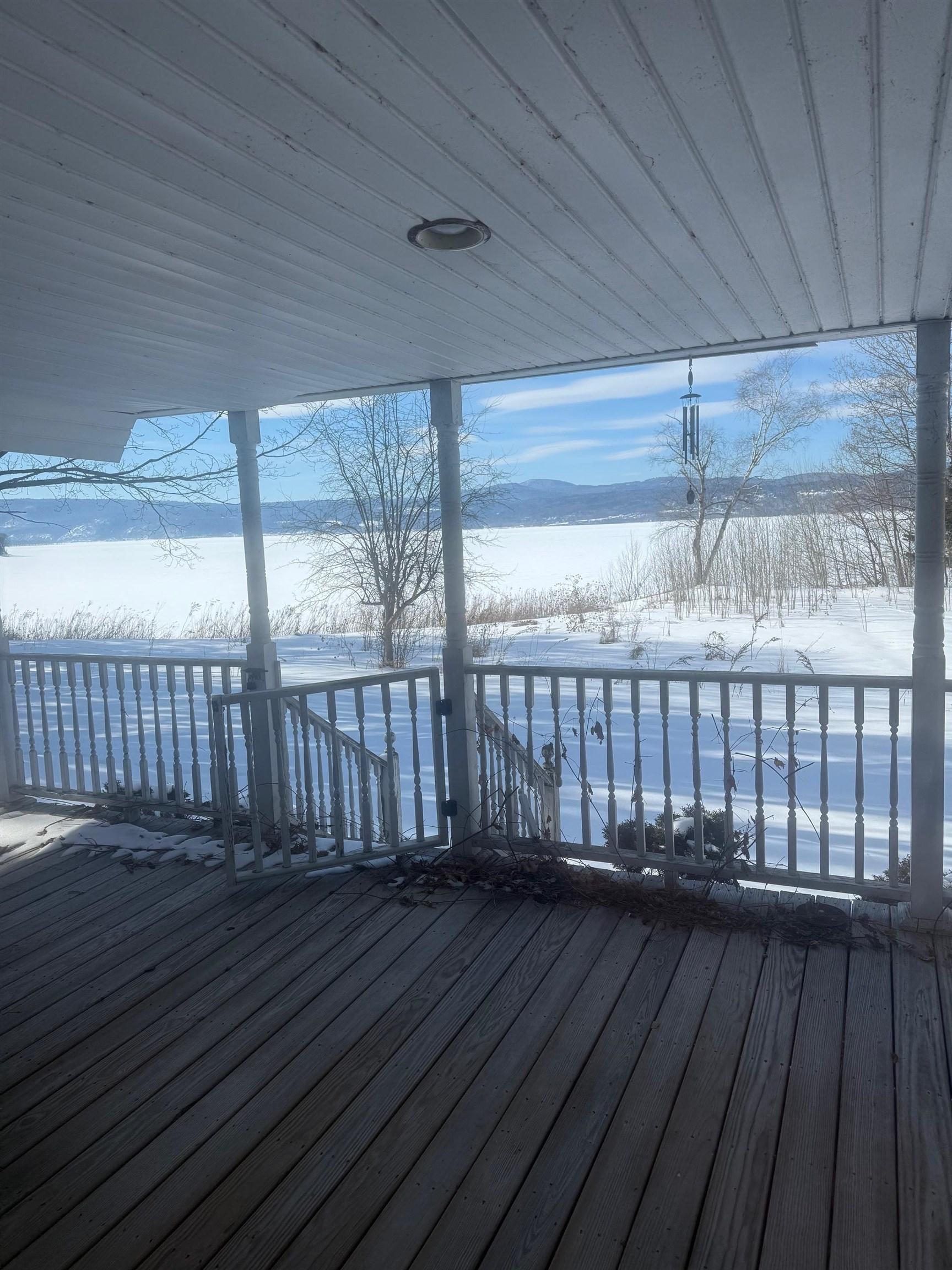 Image 4: view Image 4: view