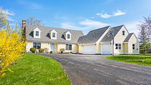 469 Ridgefield