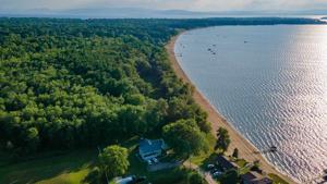 615 Thayer Beach