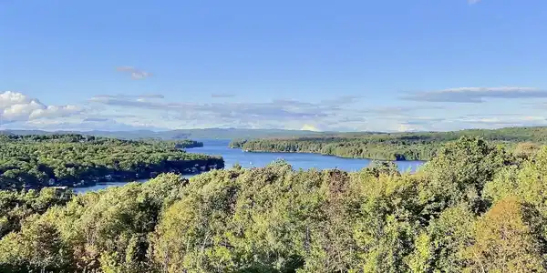 15 North Peak