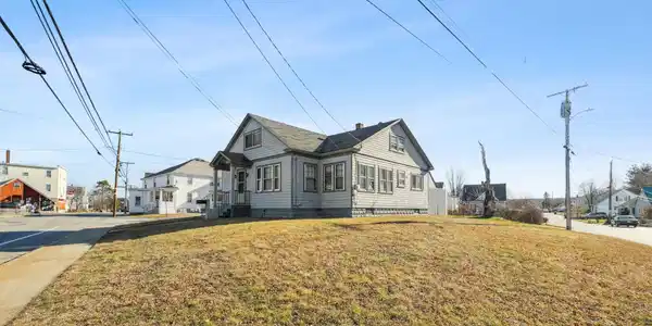 160 Lake Street