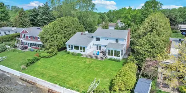 283 Appletree Point Road