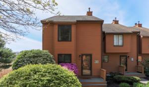 102 Dunvegan Woods