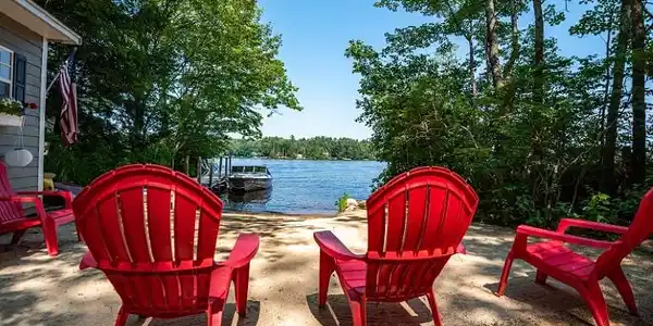452 Mica Point