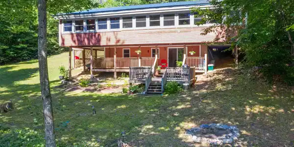 144 Kilton Pond