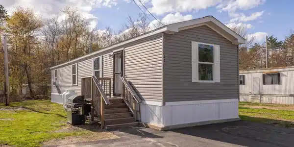 44 Pineland Park
