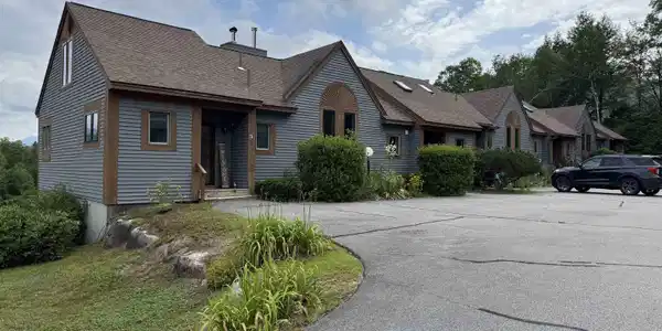 11 Village Road