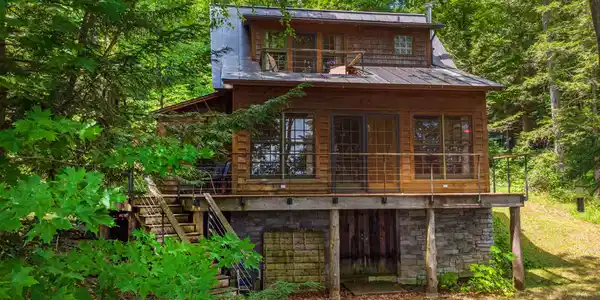 1002 Flat Rock