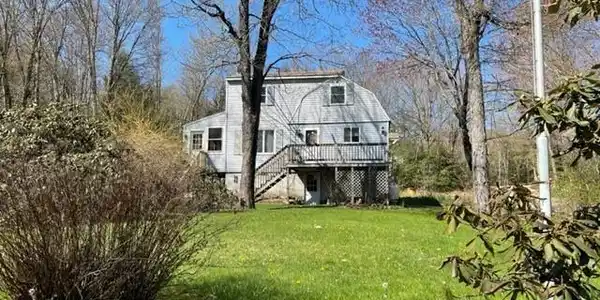 1736 Valley
