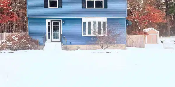10 Drouin Way