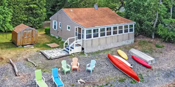 166 Causeway