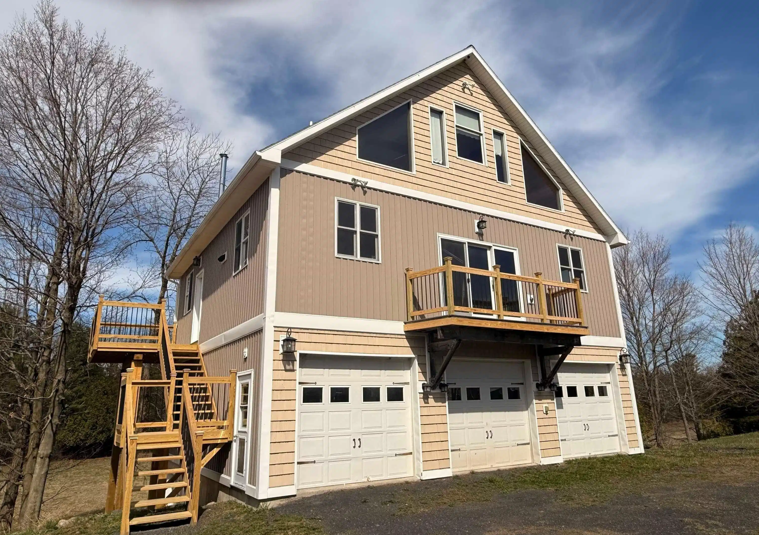Image 1: Front of Home Image 1: Front of Home