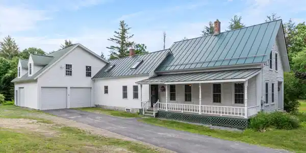 102 Davis Road