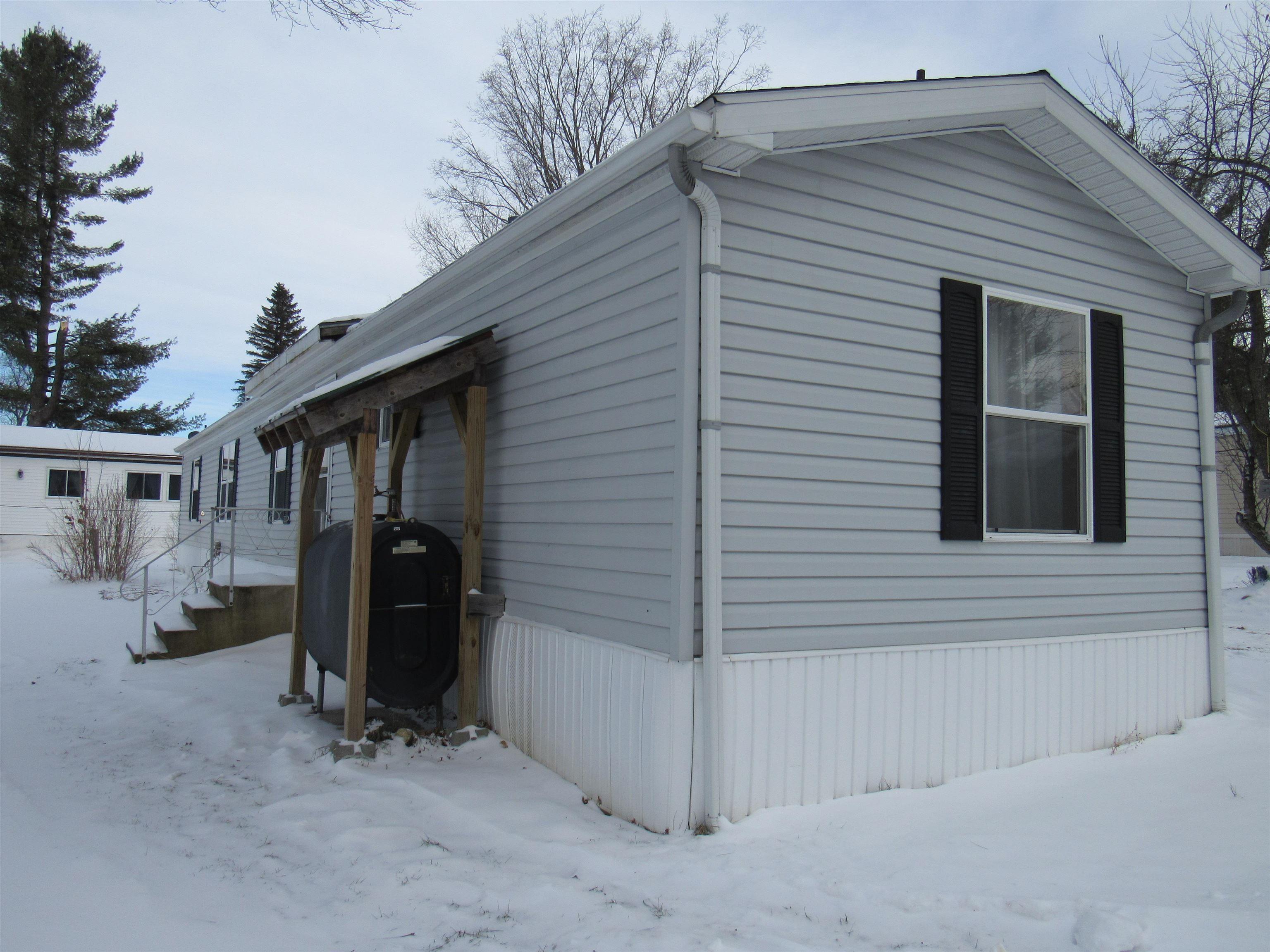 Image 4: Newer Fuel Tank