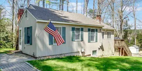 8 Hillside