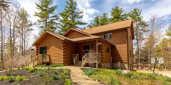 33 Caswell