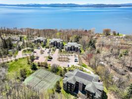 105 Claire Pointe