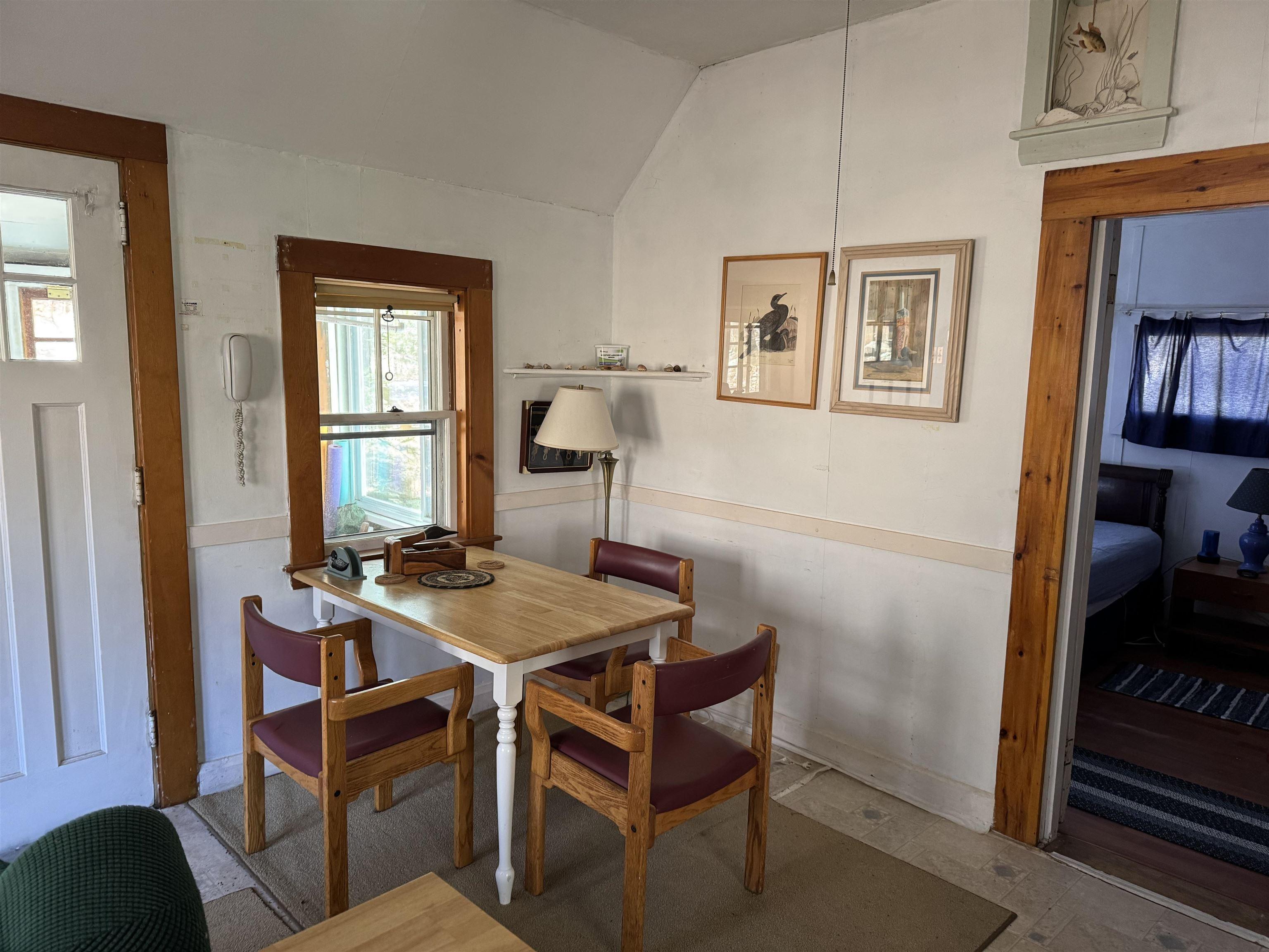 Image 3: Dining Area