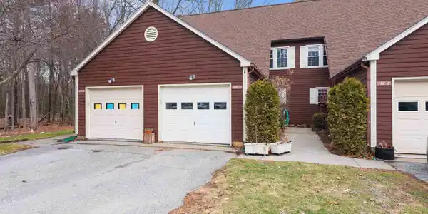 172 Woodbine by the Lake