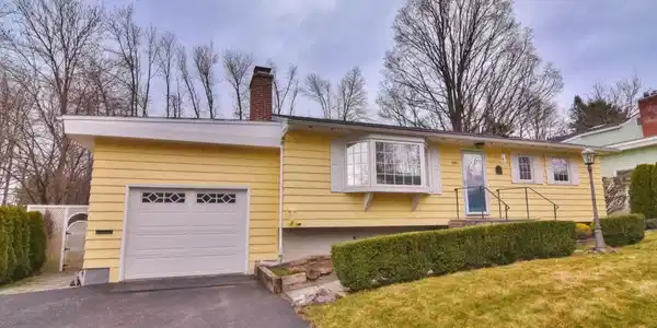 100 Lakeview Drive