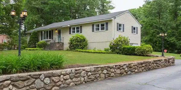 1 Marblehead