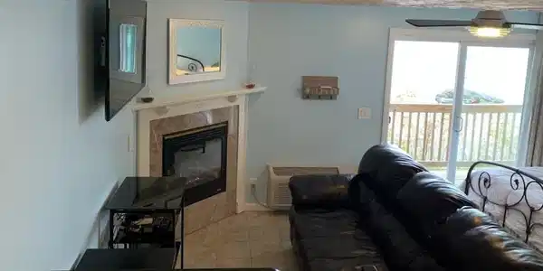 885 Laconia