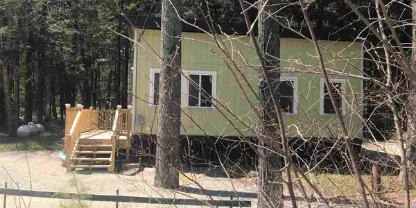 8 Hill Side