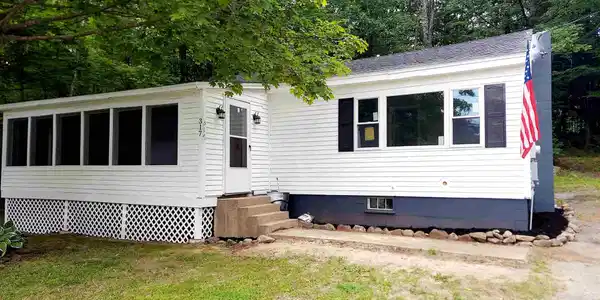 317 New Hampton