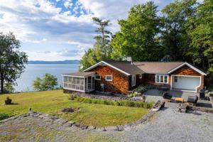 1490 Arnold Bay