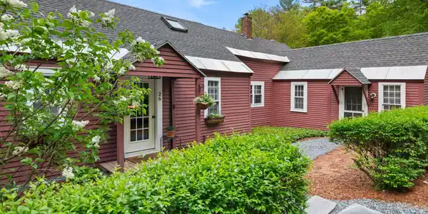 26 Caldwell Lane