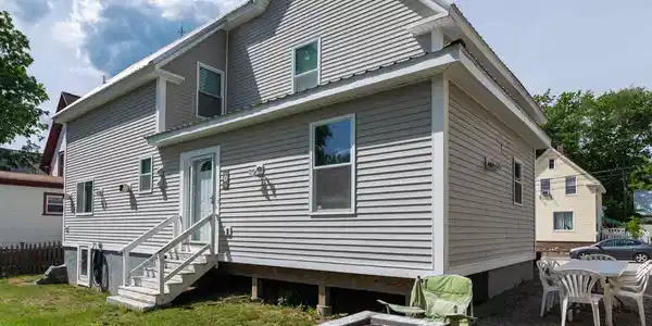62 Webster